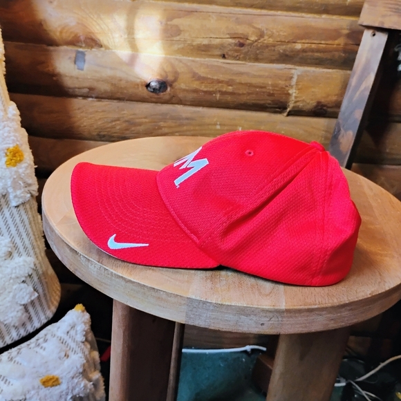 Nike Red Legacy91 Dri-fit MM1 Men's Cap - Picture 5 of 7